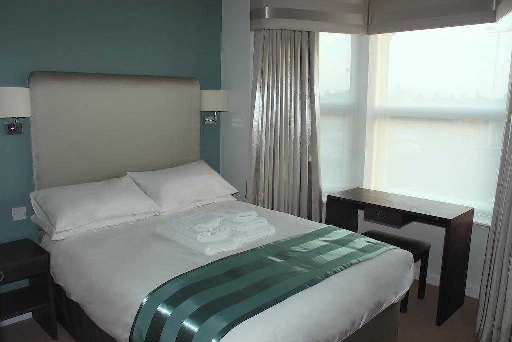 Mccafferty'S Guesthouse Ilford Chambre photo